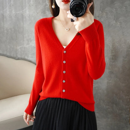 2025 new V-Neck Temperament Small Fragrance Women's Knitted Sweater Coat Special Cardigan ZHI D035