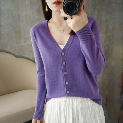2025 new V-Neck Temperament Small Fragrance Women's Knitted Sweater Coat Special Cardigan ZHI D035